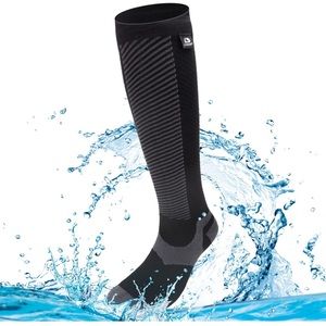 LEAKDRY Waterproof Socks, Men Skiing Cycling, Kayaking Running Large. New